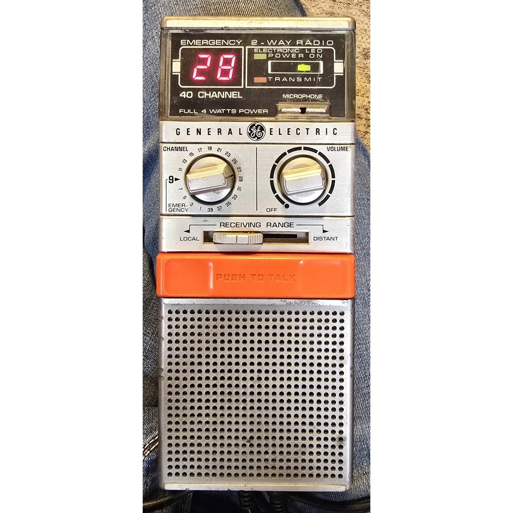 Vtg GE Help Emergency CB Radio 3-5908A 40 Channel 2-Way w/Antenna Box Cord Works